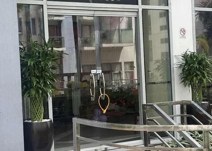 Cozy 81 Newport Near Naia Airport Balcony Apartamento Manila